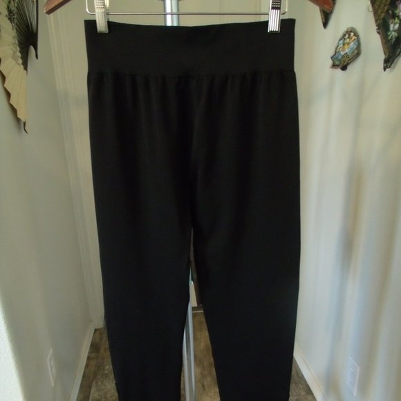 MUST SEE PICS Apt 9  1X Black Leggings w/Leg Bling - Picture 3 of 6